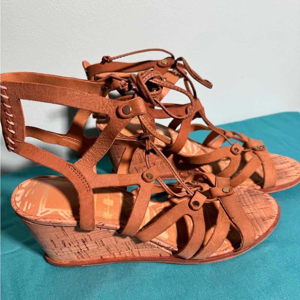 Dolce Vita Lynnie Wedge Sandal